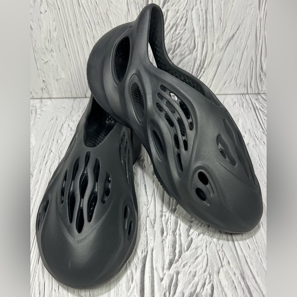 Adidas Yeezy Foam Runner Shoe Onyx HP8739 Kanye West Men’s Size 12 Pre owned - Picture 1 of 8
